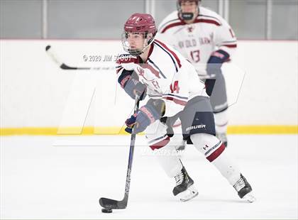 Thumbnail 2 in Avon Old Farms Varsity B @ Gunnery photogallery.