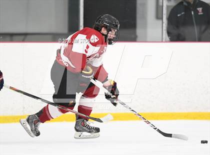 Thumbnail 3 in Avon Old Farms Varsity B @ Gunnery photogallery.