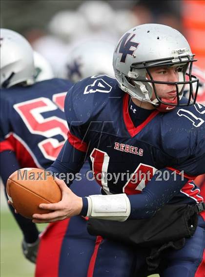 Thumbnail 2 in New Milford @ New Fairfield photogallery.