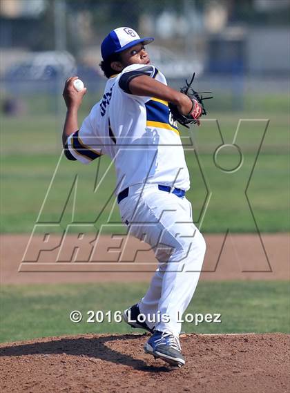 Thumbnail 1 in Chino @ Charter Oak photogallery.