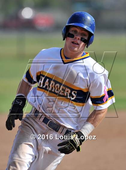 Thumbnail 1 in Chino @ Charter Oak photogallery.