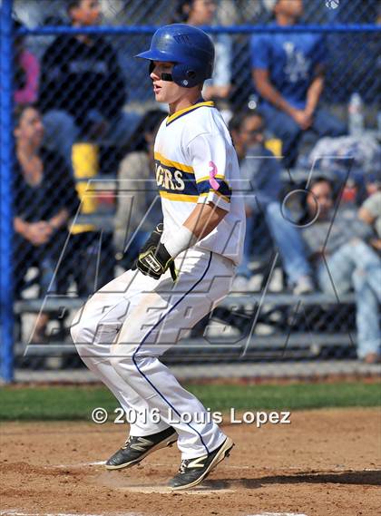 Thumbnail 1 in Chino @ Charter Oak photogallery.