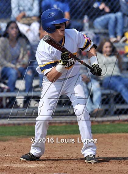 Thumbnail 1 in Chino @ Charter Oak photogallery.