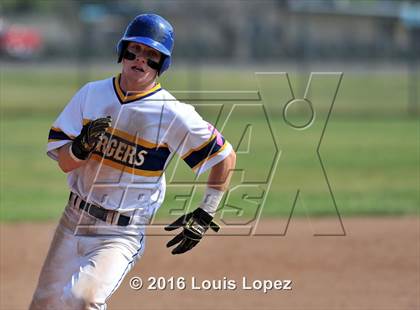 Thumbnail 1 in Chino @ Charter Oak photogallery.