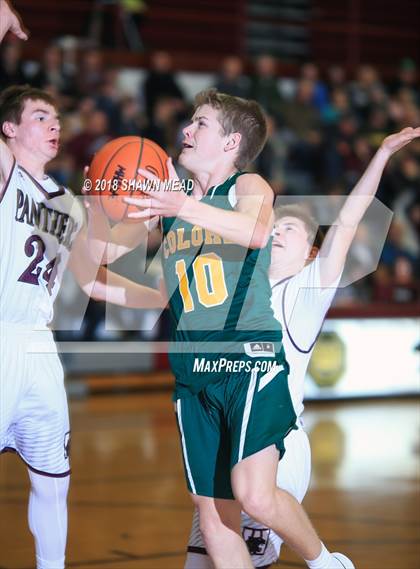 Thumbnail 3 in Watervliet vs. Coloma photogallery.
