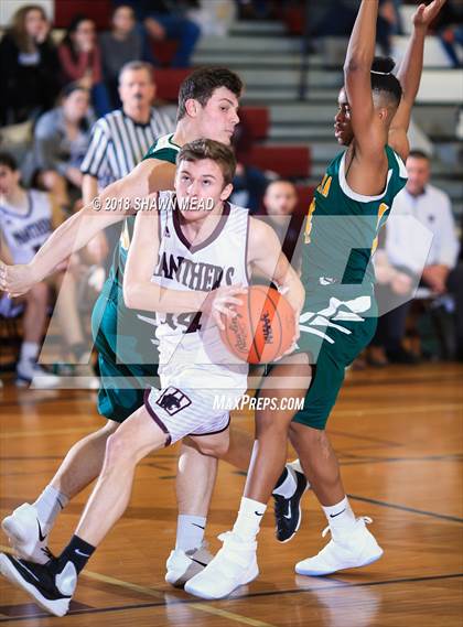 Thumbnail 1 in Watervliet vs. Coloma photogallery.