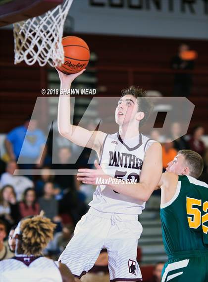 Thumbnail 3 in Watervliet vs. Coloma photogallery.