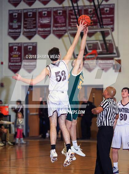 Thumbnail 1 in Watervliet vs. Coloma photogallery.