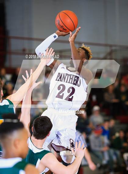 Thumbnail 2 in Watervliet vs. Coloma photogallery.