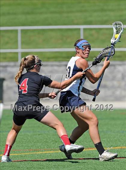 Thumbnail 1 in Mount Sinai vs Shoreham-Wading River (Section 11 Class C Final) photogallery.
