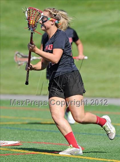 Thumbnail 3 in Mount Sinai vs Shoreham-Wading River (Section 11 Class C Final) photogallery.