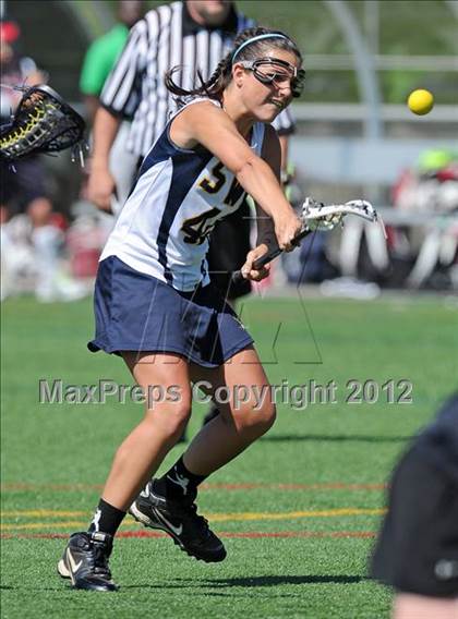 Thumbnail 2 in Mount Sinai vs Shoreham-Wading River (Section 11 Class C Final) photogallery.