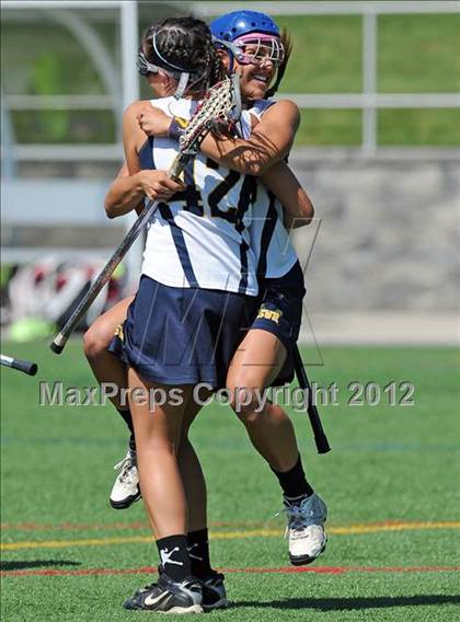 Thumbnail 1 in Mount Sinai vs Shoreham-Wading River (Section 11 Class C Final) photogallery.