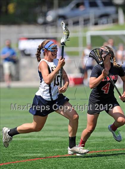 Thumbnail 1 in Mount Sinai vs Shoreham-Wading River (Section 11 Class C Final) photogallery.