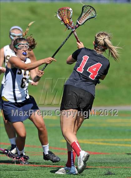 Thumbnail 1 in Mount Sinai vs Shoreham-Wading River (Section 11 Class C Final) photogallery.