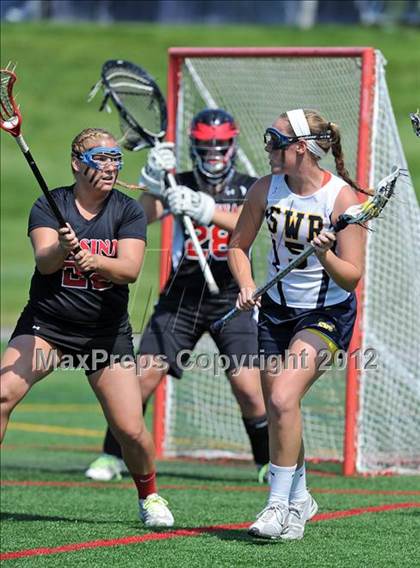 Thumbnail 3 in Mount Sinai vs Shoreham-Wading River (Section 11 Class C Final) photogallery.