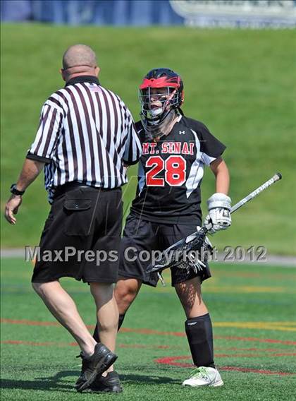 Thumbnail 2 in Mount Sinai vs Shoreham-Wading River (Section 11 Class C Final) photogallery.
