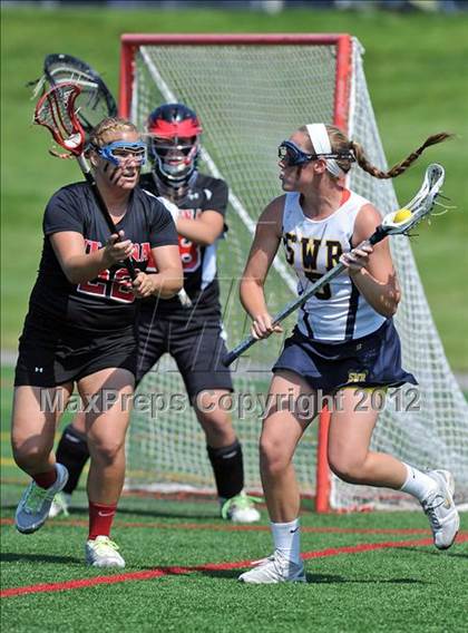 Thumbnail 2 in Mount Sinai vs Shoreham-Wading River (Section 11 Class C Final) photogallery.