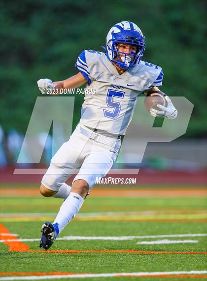 Thumbnail 2 in San Dimas vs. Bonita photogallery.