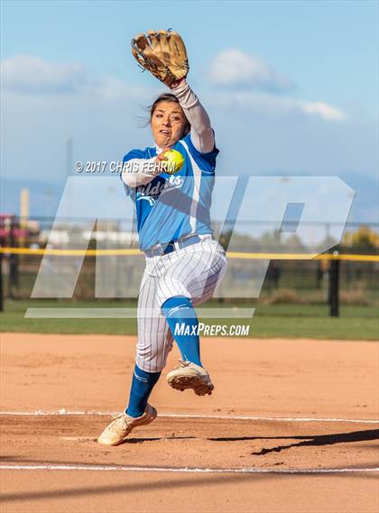 Thumbnail 2 in Silver Creek vs. Pueblo Central (CHSAA 4A Semifinal) photogallery.