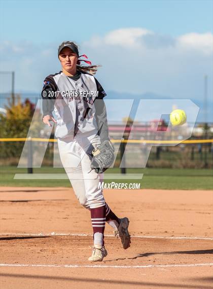 Thumbnail 2 in Silver Creek vs. Pueblo Central (CHSAA 4A Semifinal) photogallery.