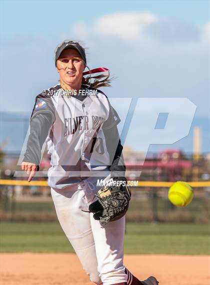 Thumbnail 1 in Silver Creek vs. Pueblo Central (CHSAA 4A Semifinal) photogallery.