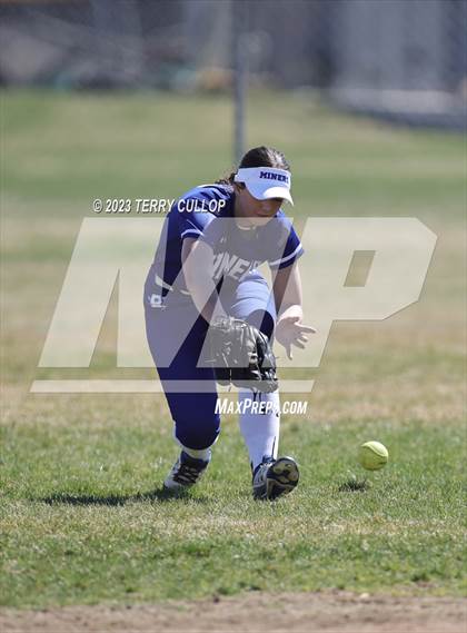 Thumbnail 3 in Bingham @ West Jordan photogallery.