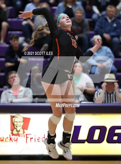 Thumbnail 2 in Westfall vs. Wheelersburg (OHSAA D3 Regional) photogallery.