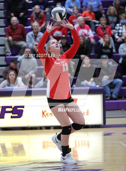 Thumbnail 1 in Westfall vs. Wheelersburg (OHSAA D3 Regional) photogallery.