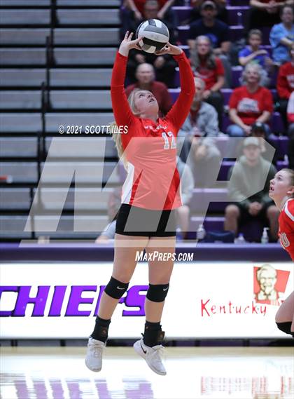 Thumbnail 1 in Westfall vs. Wheelersburg (OHSAA D3 Regional) photogallery.
