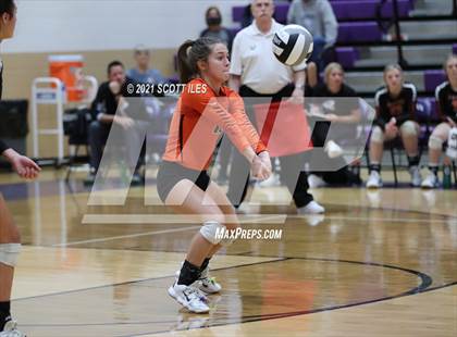 Thumbnail 3 in Westfall vs. Wheelersburg (OHSAA D3 Regional) photogallery.