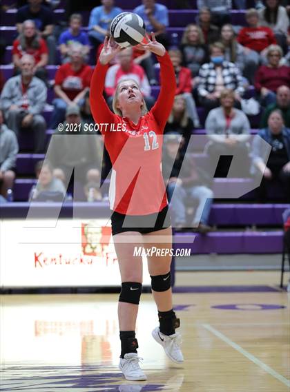 Thumbnail 1 in Westfall vs. Wheelersburg (OHSAA D3 Regional) photogallery.