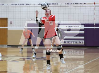 Thumbnail 2 in Westfall vs. Wheelersburg (OHSAA D3 Regional) photogallery.