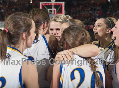 Thumbnail 2 in Poth vs. Brock (UIL 2A Final) photogallery.