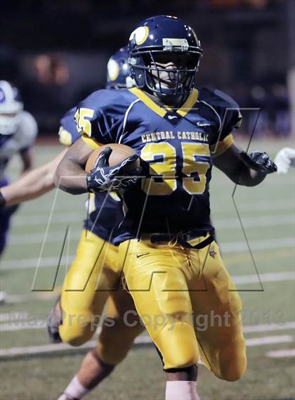Thumbnail 2 in Baldwin vs. Central Catholic (WPIAL AAAA 1st Round) photogallery.