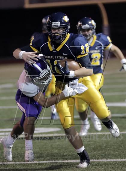 Thumbnail 3 in Baldwin vs. Central Catholic (WPIAL AAAA 1st Round) photogallery.