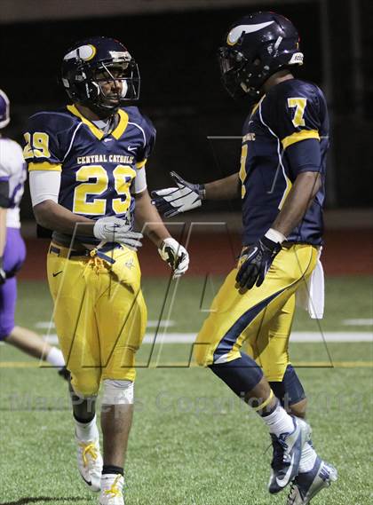 Thumbnail 2 in Baldwin vs. Central Catholic (WPIAL AAAA 1st Round) photogallery.