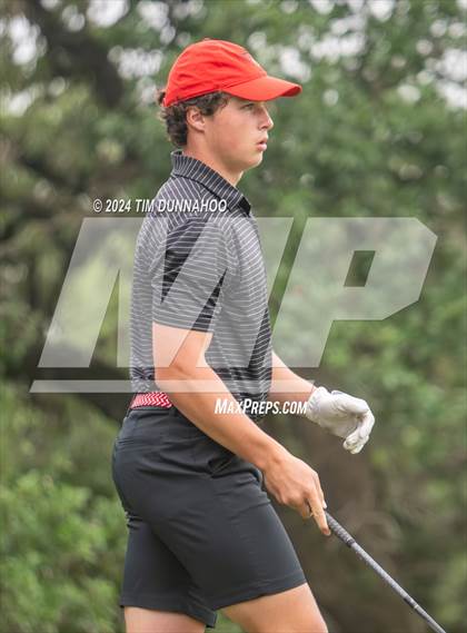 Thumbnail 1 in UIL 3A Boys Golf Finals photogallery.