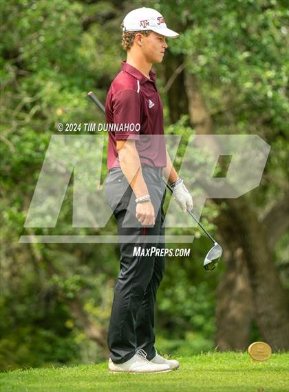 Thumbnail 3 in UIL 3A Boys Golf Finals photogallery.