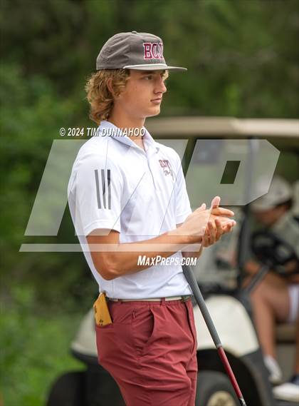 Thumbnail 2 in UIL 3A Boys Golf Finals photogallery.