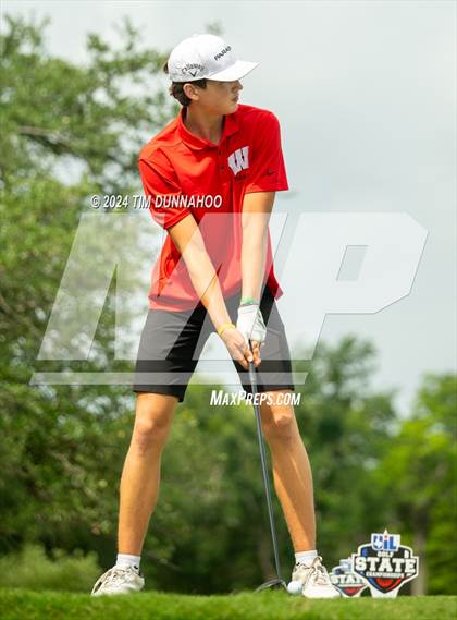 Thumbnail 2 in UIL 3A Boys Golf Finals photogallery.