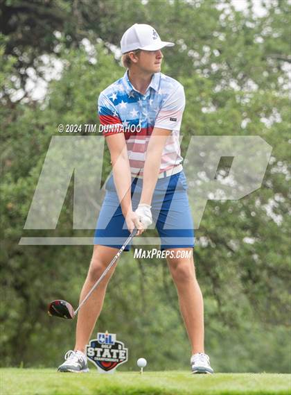 Thumbnail 2 in UIL 3A Boys Golf Finals photogallery.