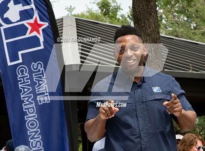 Thumbnail 3 in UIL 3A Boys Golf Finals photogallery.
