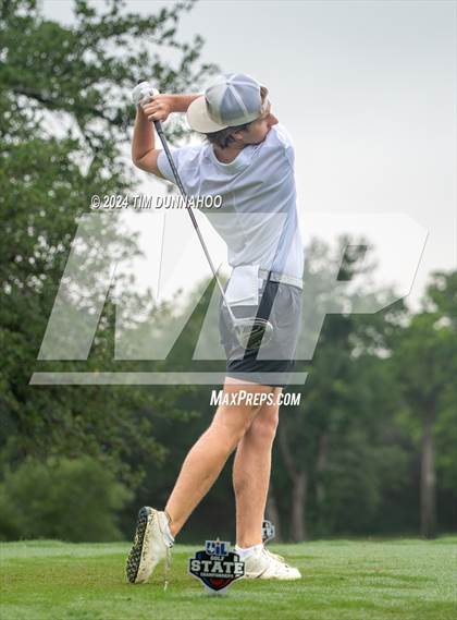 Thumbnail 3 in UIL 3A Boys Golf Finals photogallery.