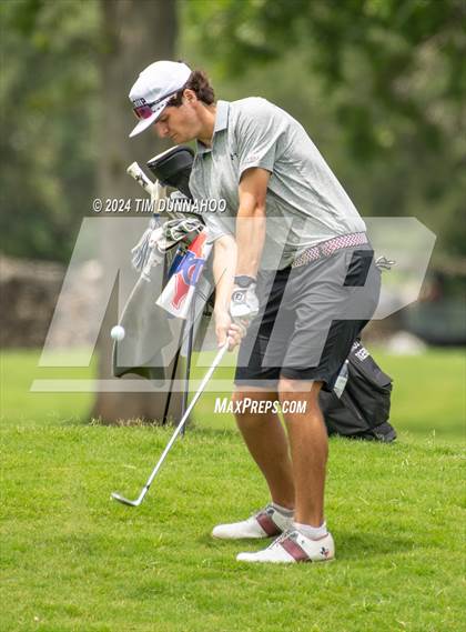 Thumbnail 3 in UIL 3A Boys Golf Finals photogallery.