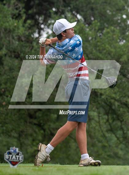 Thumbnail 2 in UIL 3A Boys Golf Finals photogallery.