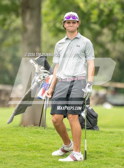 Thumbnail 1 in UIL 3A Boys Golf Finals photogallery.