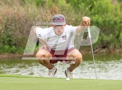 Thumbnail 2 in UIL 3A Boys Golf Finals photogallery.