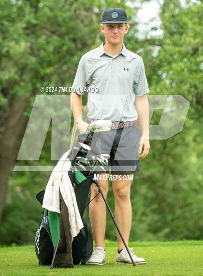 Thumbnail 1 in UIL 3A Boys Golf Finals photogallery.