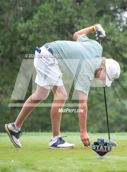 Thumbnail 1 in UIL 3A Boys Golf Finals photogallery.
